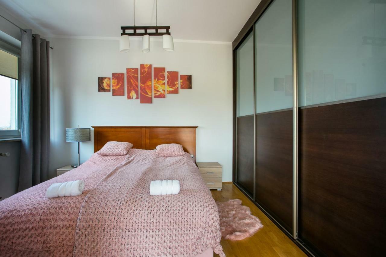 Pokoje Beskidzka Apartment ลูบลิน ภายนอก รูปภาพ