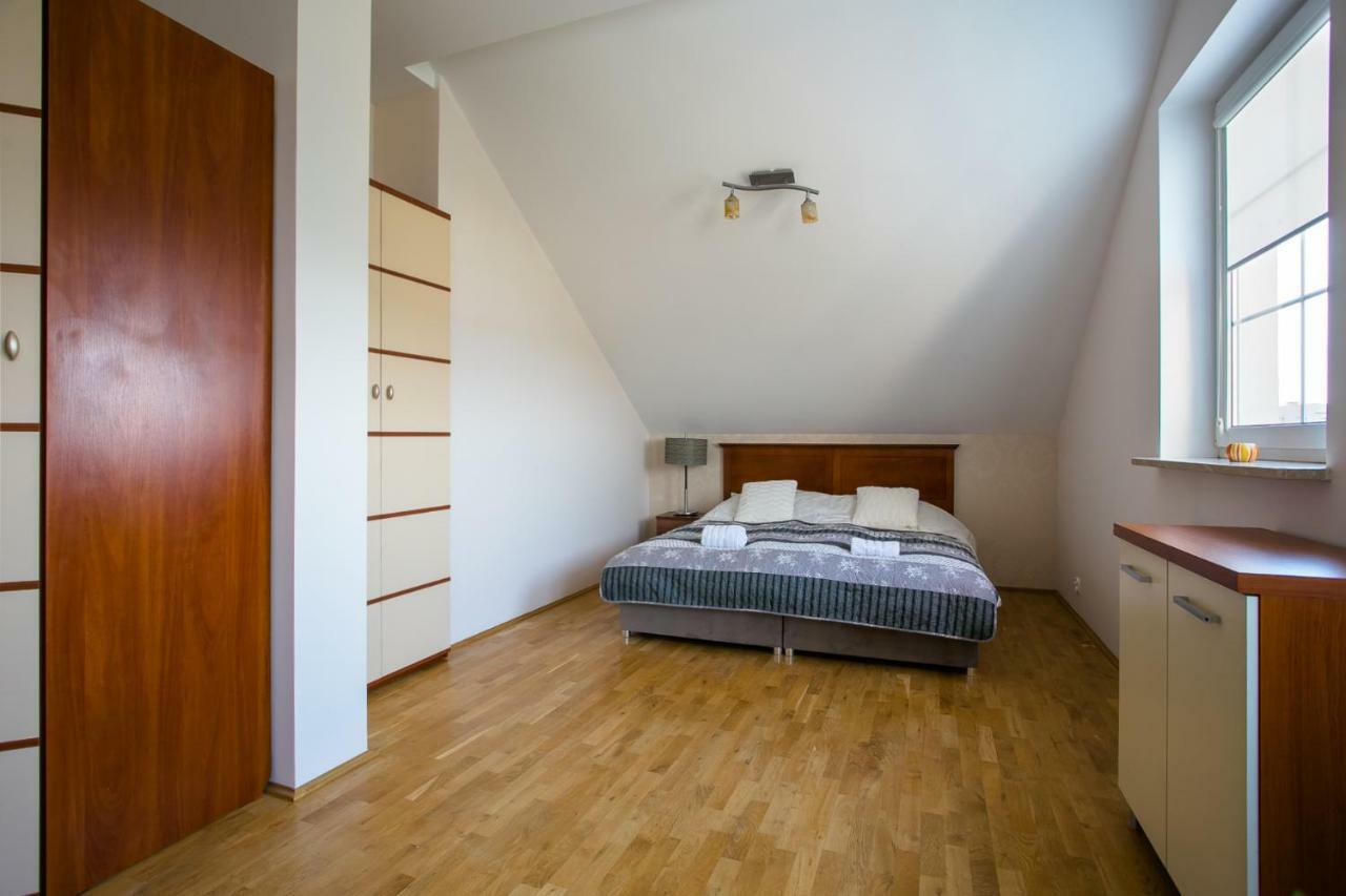 Pokoje Beskidzka Apartment ลูบลิน ภายนอก รูปภาพ