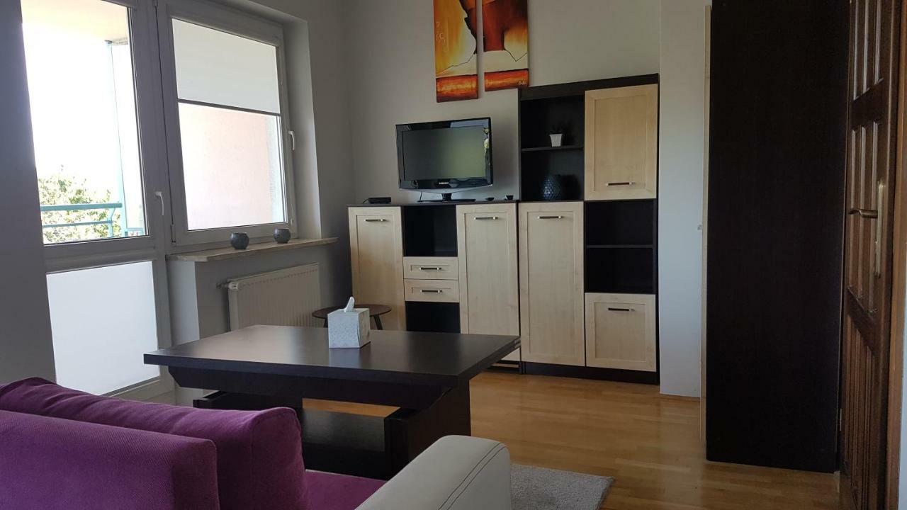 Pokoje Beskidzka Apartment ลูบลิน ภายนอก รูปภาพ